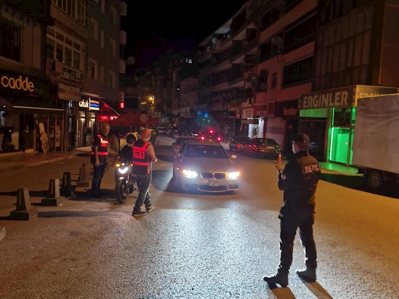 Alaplı’da abartı egzoz ve motosiklet denetiminde 17 sürücüye para cezası
