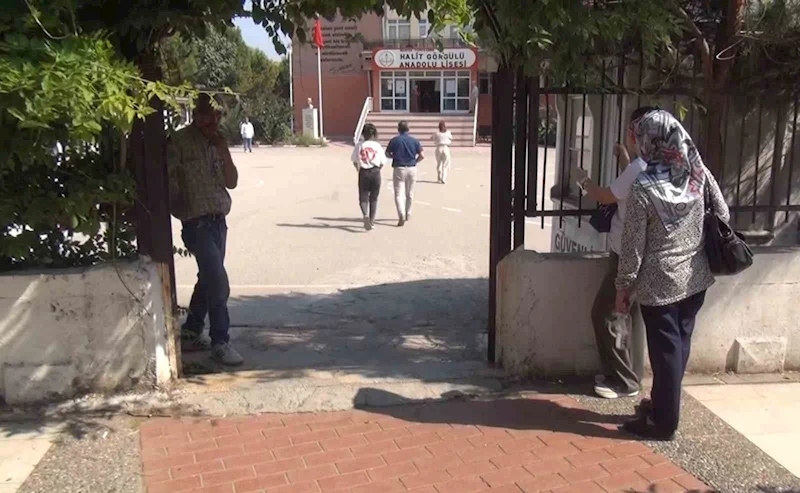 Nüfus cüzdanını unutan adaya saniyelerle yetişen umut
