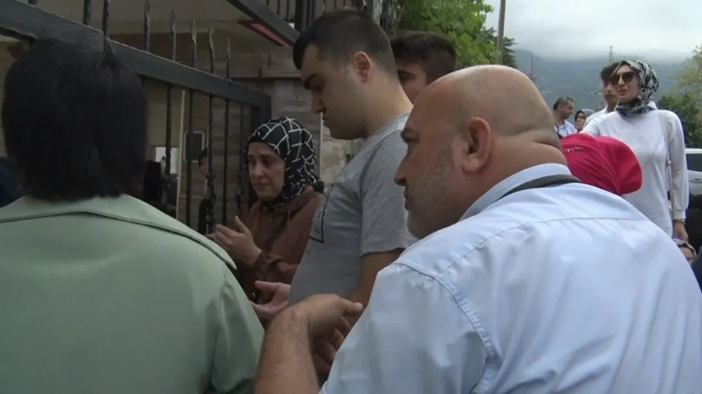 Kahraman otobüs şoförü YKS öğrencilerinin hayatını böyle kurtardı