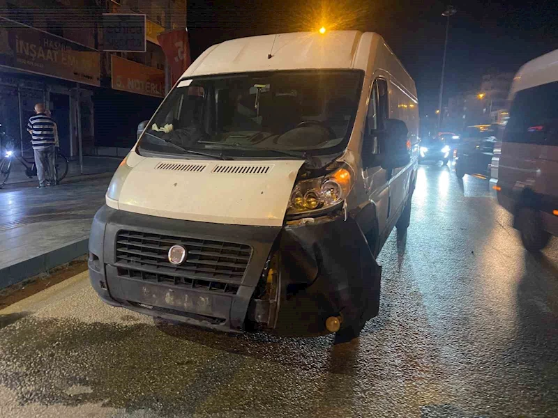 Antalya’da minibüsün çarptığı çocuk hayatını kaybetti
