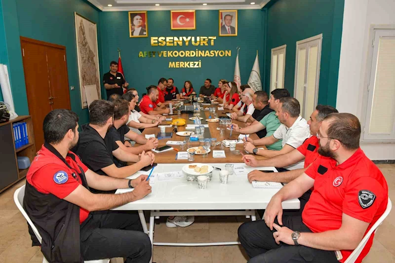 Esenyurt Belediyesi’nden afet bilincine öncü adım
