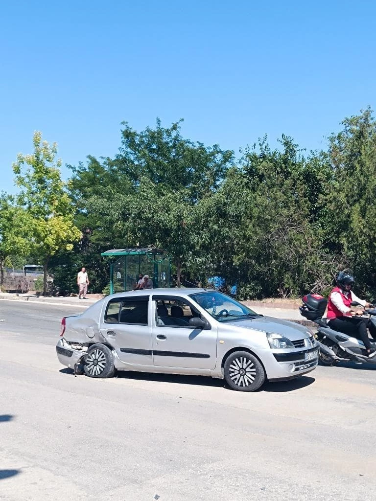 Elazığ’da trafik kazası: 3 yaralı
