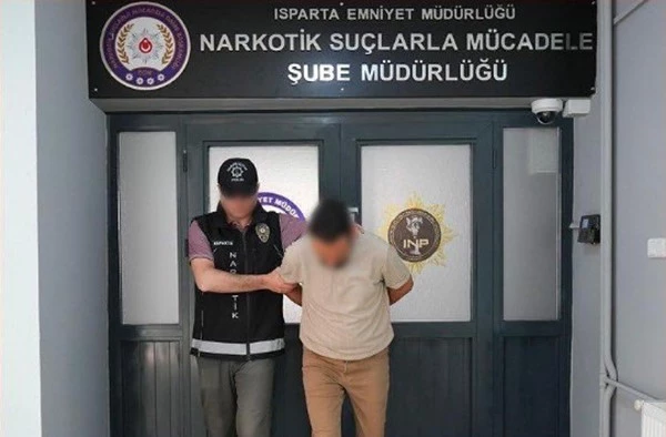 Isparta’da uyuşturucu ticareti suçundan aranan şahıs yakalandı

