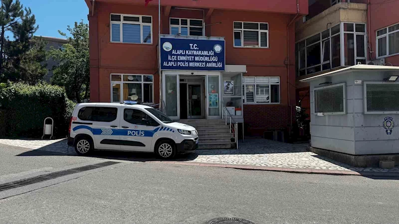 Kaçak elektronik cihaz ve uyuşturucu operasyonunda 1 kişi tutuklandı
