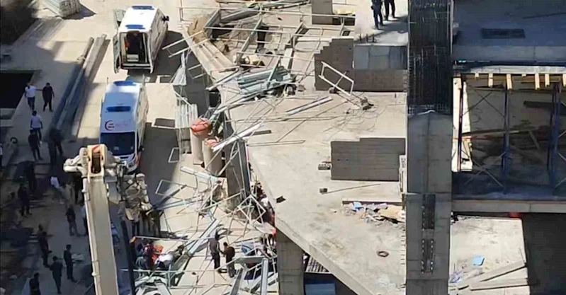 Elazığ’da inşaatın iskelesi çöktü: 2 işçi yaralandı
