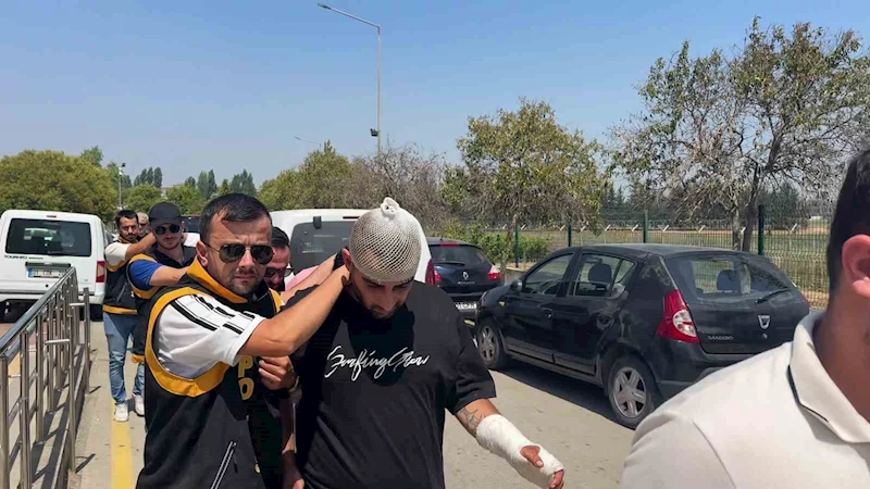 Adana’da muhtarı darbeden şüpheliler tutuklandı
