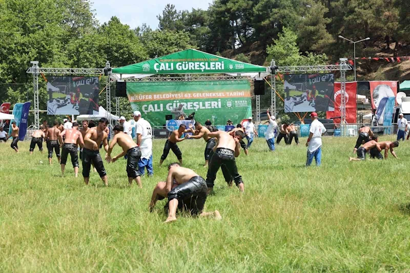 Çalı’da başpehlivan Mehmet Yeşil Yeşil oldu
