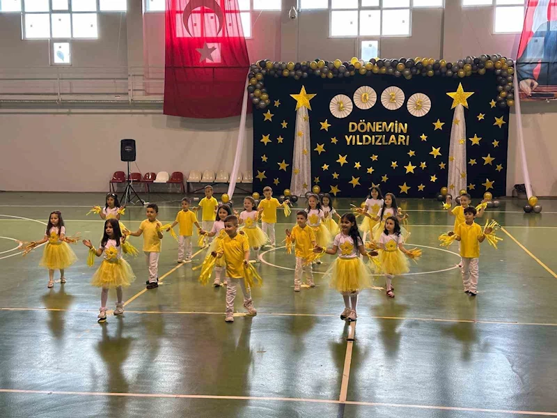 Osmaneli Anaokulu’nda renkli yıl sonu gösterisi
