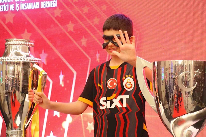 Galatasaray’ın 25. şampiyonluğu Ankara’da kutlandı
