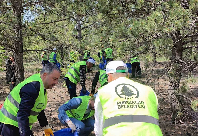 Pursaklar Belediyesi’nden ‘Çevre Günü’ etkinliği
