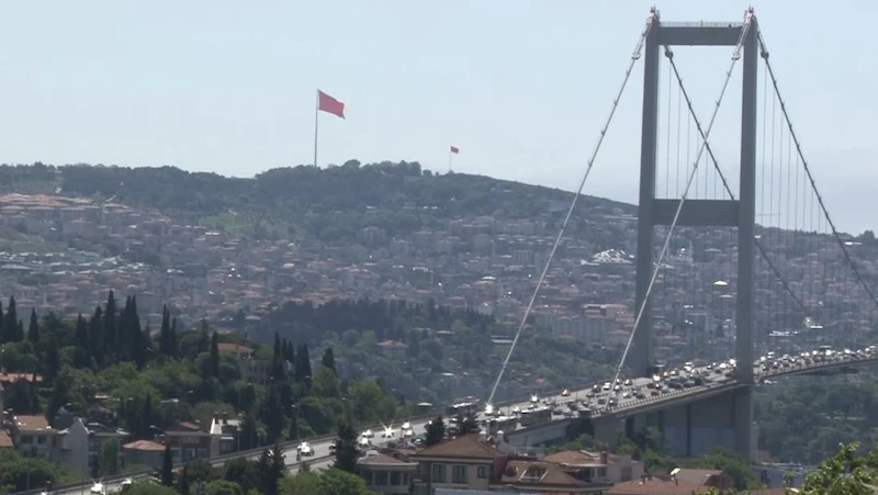 15 Temmuz Şehitler Köprüsü’nde bayram trafiği
