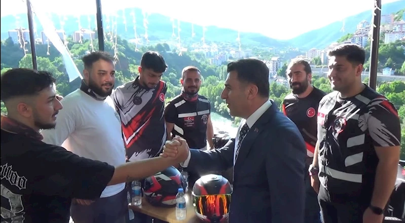 Tunceli’de bayramlaşma programı
