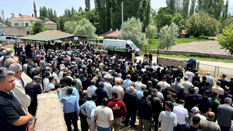Kene ısırığı sonucu hayatını kaybeden şahıs toprağa verildi
