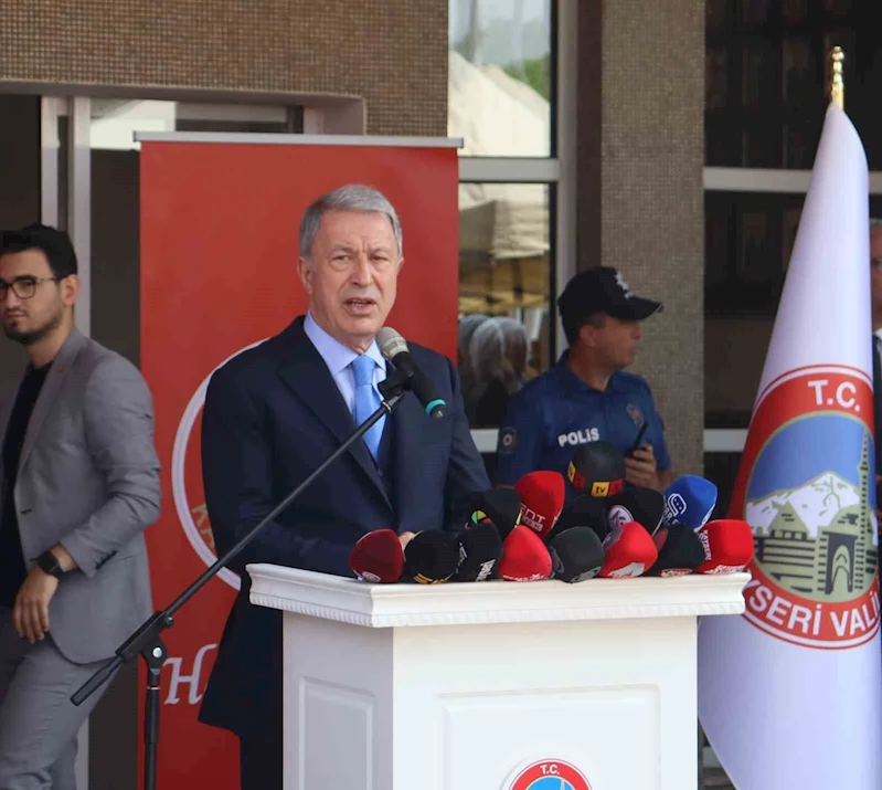 Hulusi Akar: 