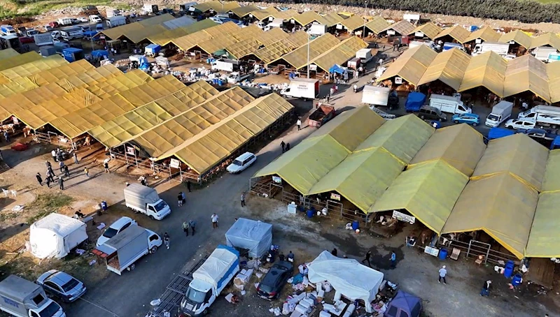 Kurban kesim alanlarındaki hareketlilik havadan görüntülendi

