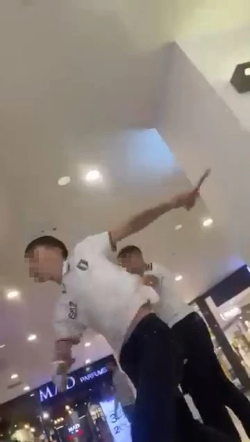 AVM’de dehşet anları: 