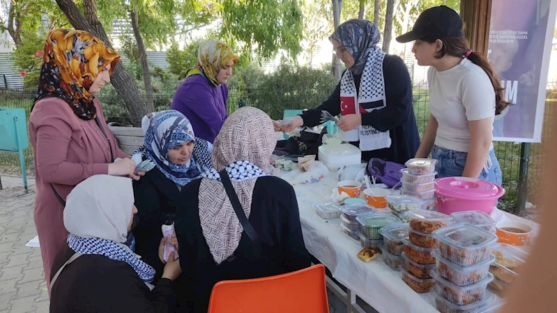 Vanlı kadınlardan Gazze için ’hayır çarşısı’

