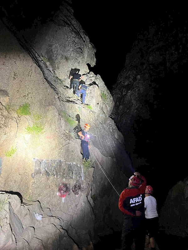 Tunceli’de nefes kesen kurtarma operasyonu
