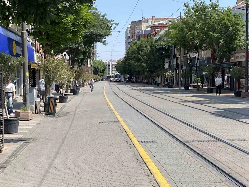 Kurban Bayramı’nın 3’üncü gününde çarşı sokakları boş kaldı
