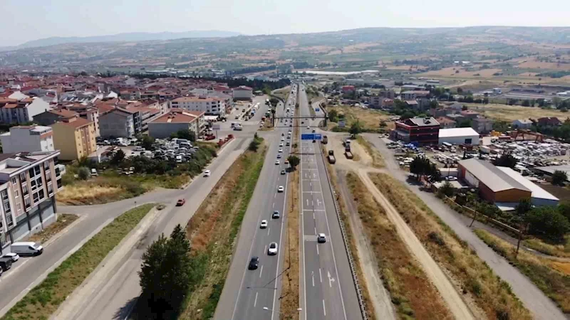 Bayram tatillerinde günlük geçiş 20 binlerden 60 binlere dayandı
