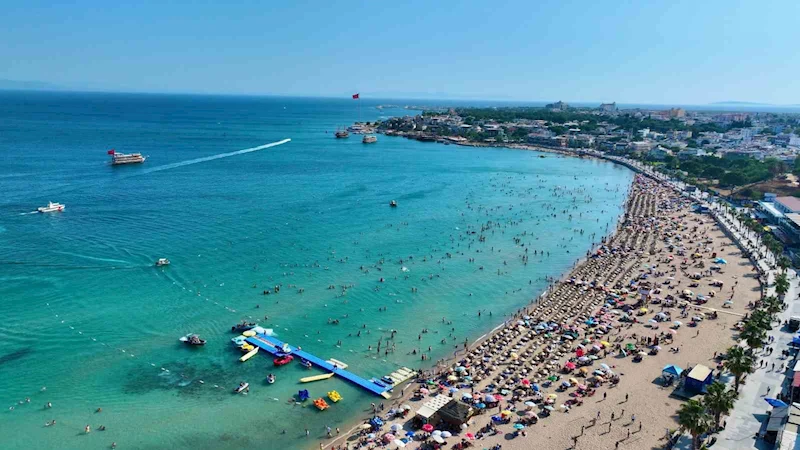 Didim’de bayram yoğunluğu: Sahiller doldu taştı
