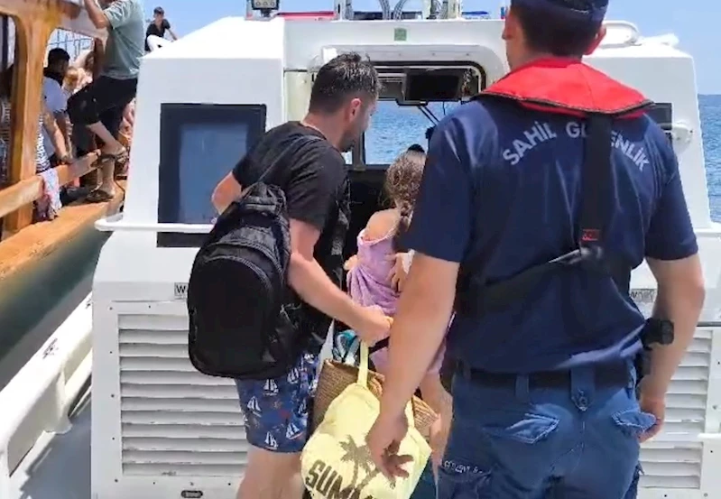 Ayvalık açıklarında 1 şahsın tıbbi tahliyesi gerçekleştirildi
