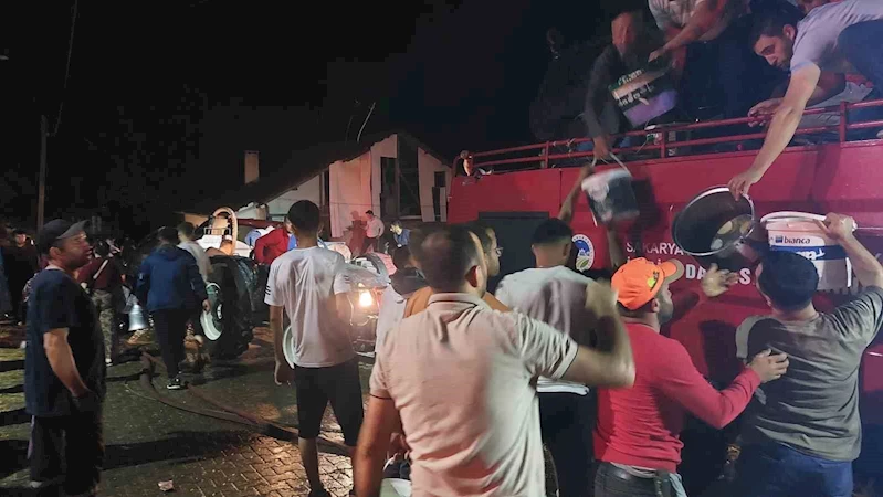Bolu’da alevli gece: 12 yapı küle döndü
