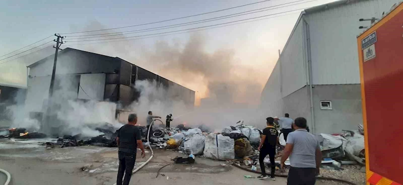Burdur’da sanayi sitesinde yangın

