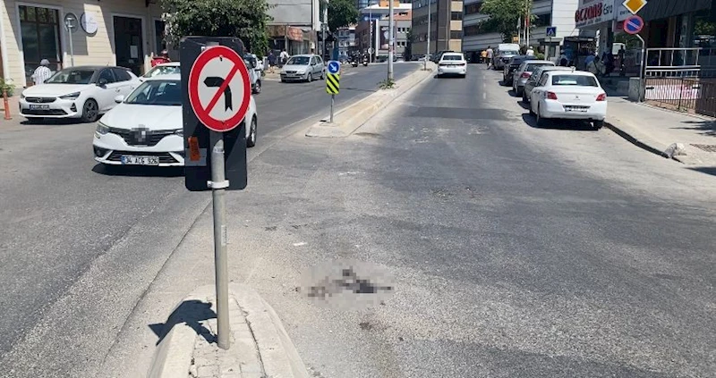 Kadıköy’de feci kaza: 1’i ağır 2 yaralı
