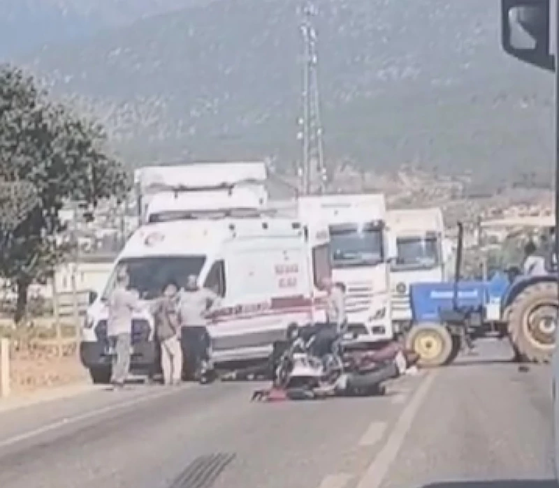 Hatay’da motosikletler çarpıştı: 2 ölü, 1 ağır yaralı
