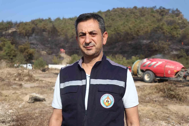 Belediye başkanı alevlerin ortasında kaldı
