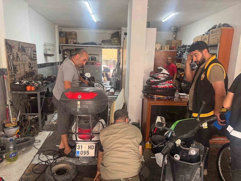 Hatay’da motosiklet tamircileri denetlendi
