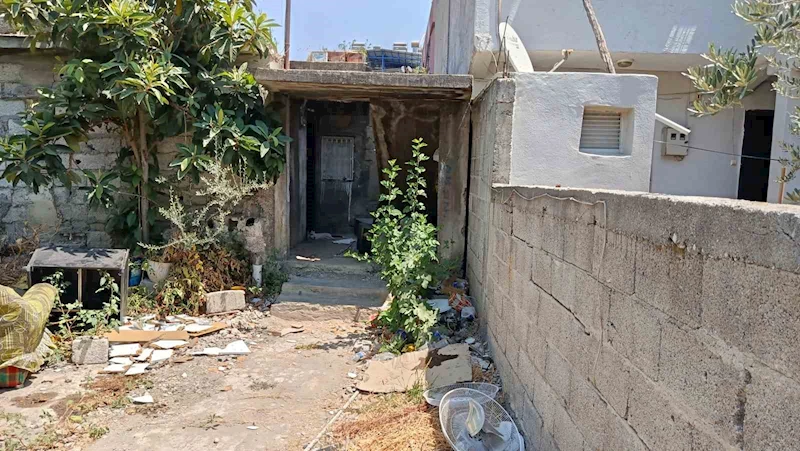 Annesini döverek öldürdü, ’bayıldı’ diye 112’den yardım istedi
