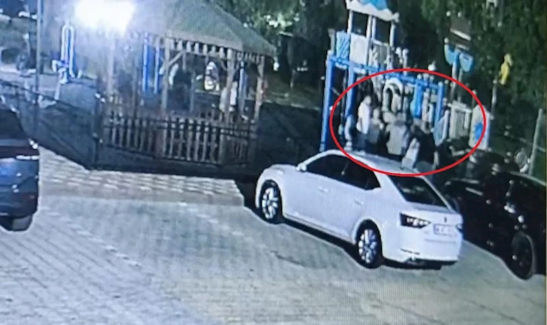 Çocuklar arasındaki kavgaya silahla müdahale eden şahsa 