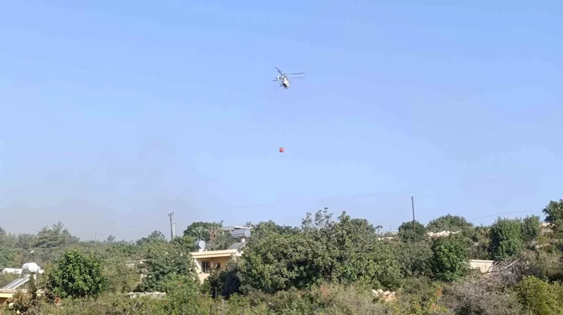 Mersin’deki orman yangını nedeniyle 4 mahalle boşaltıldı
