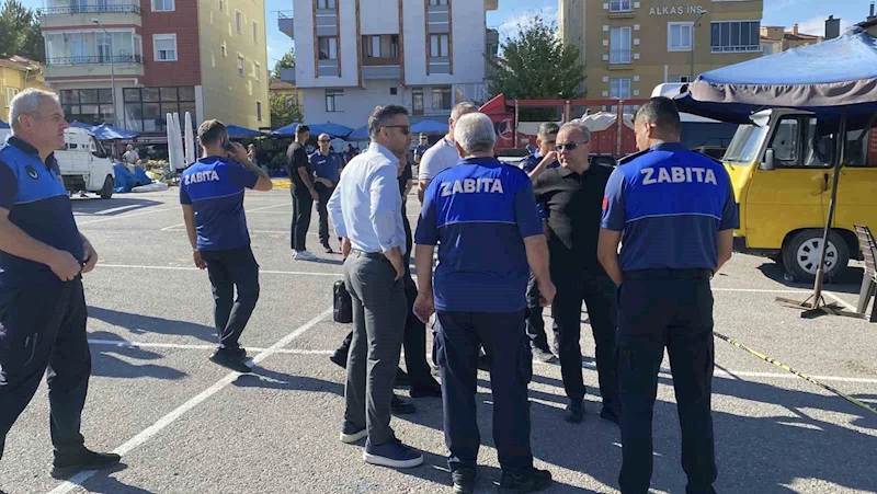 Semt pazarında silahlı kavga: 1’i ağır 7 yaralı
