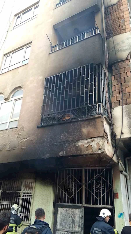 Batman’da Suriyelilerin kaldığı binada yangın
