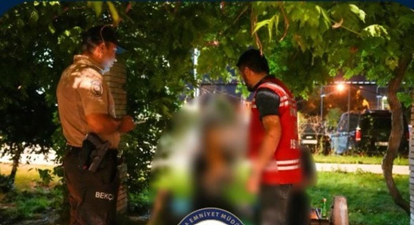 Kaybolan iki kız çocuğu sağ salim bulunarak ailelerine kavuştu
