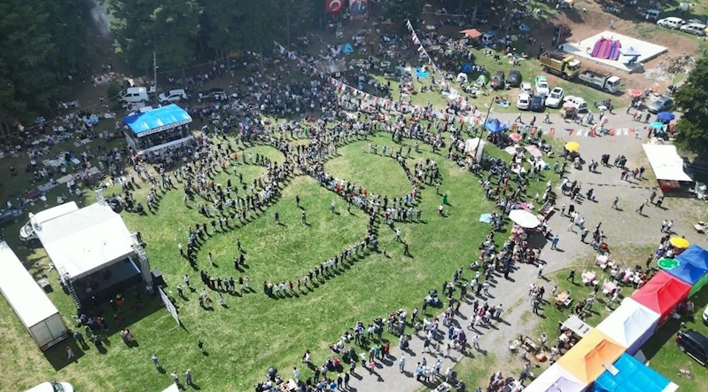 Artvin’de 2 bin rakımlı yaylada şenlik coşkusu

