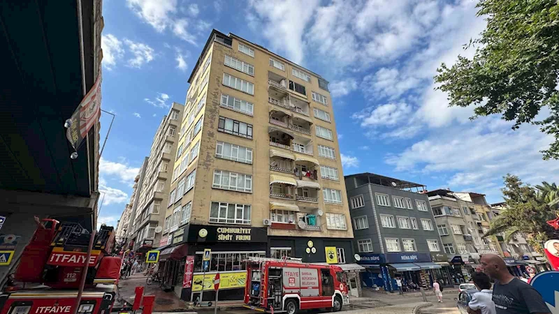 Samsun’da 9 katlı binanın çatı katında yangın paniği
