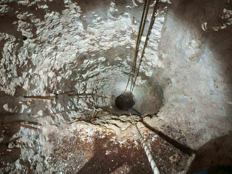 Kaçak kazı yapan şahsı, jandarma suçüstü yakaladı
