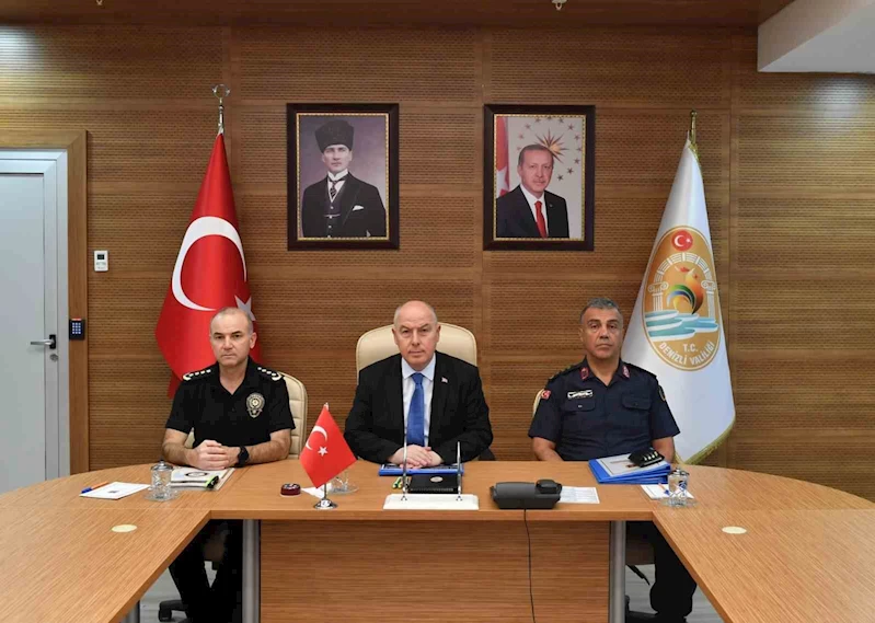 Vali Coşkun, Denizli’de suç oranlarında geçen yıla göre düşüş olduğunu açıkladı
