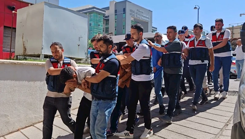 Gaziantep’te 52 vatandaşı 109 milyon TL dolandıran 40 şüpheli tutuklandı
