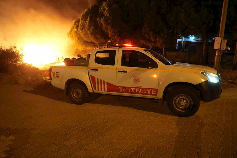 Gömeç’te otluk alandaki yangın kısa sürede söndürüldü
