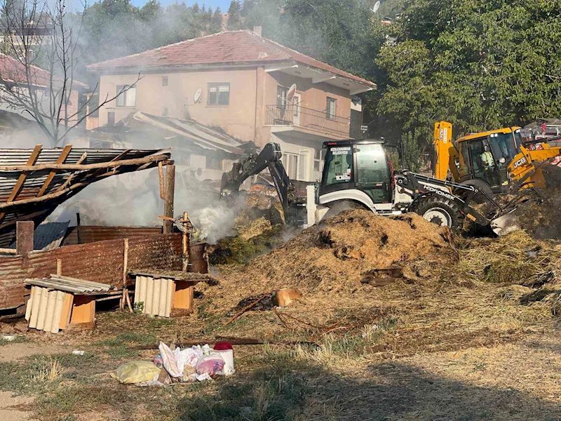 Ankara’da besi çiftliğinde yangın
