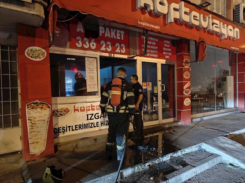 Ocaktaki köz iş yerinde yangın çıkardı
