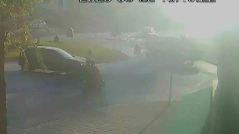 Bursa’da otomobil ile motosiklet çarpıştı: 1 yaralı
