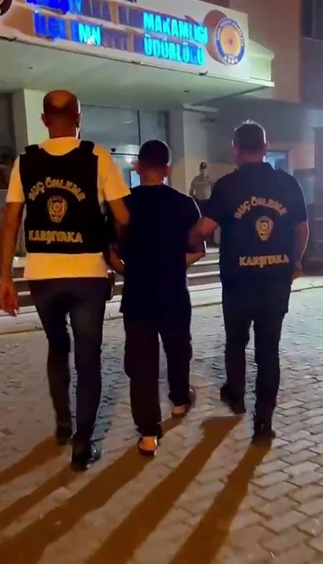 İzmir’de 38 yıl hapisle aranan firari yakalandı
