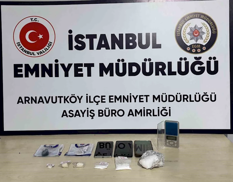 Arnavutköy’de uyuşturucu operasyonunda 4 kişi tutuklandı
