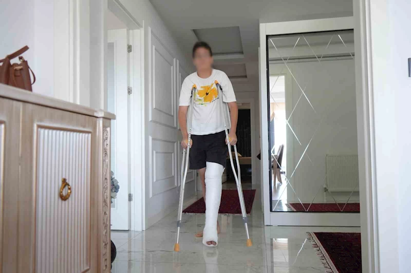 Özel okulda ’akran şiddeti’ iddiası: Öğrencinin ayağı kırıldı
